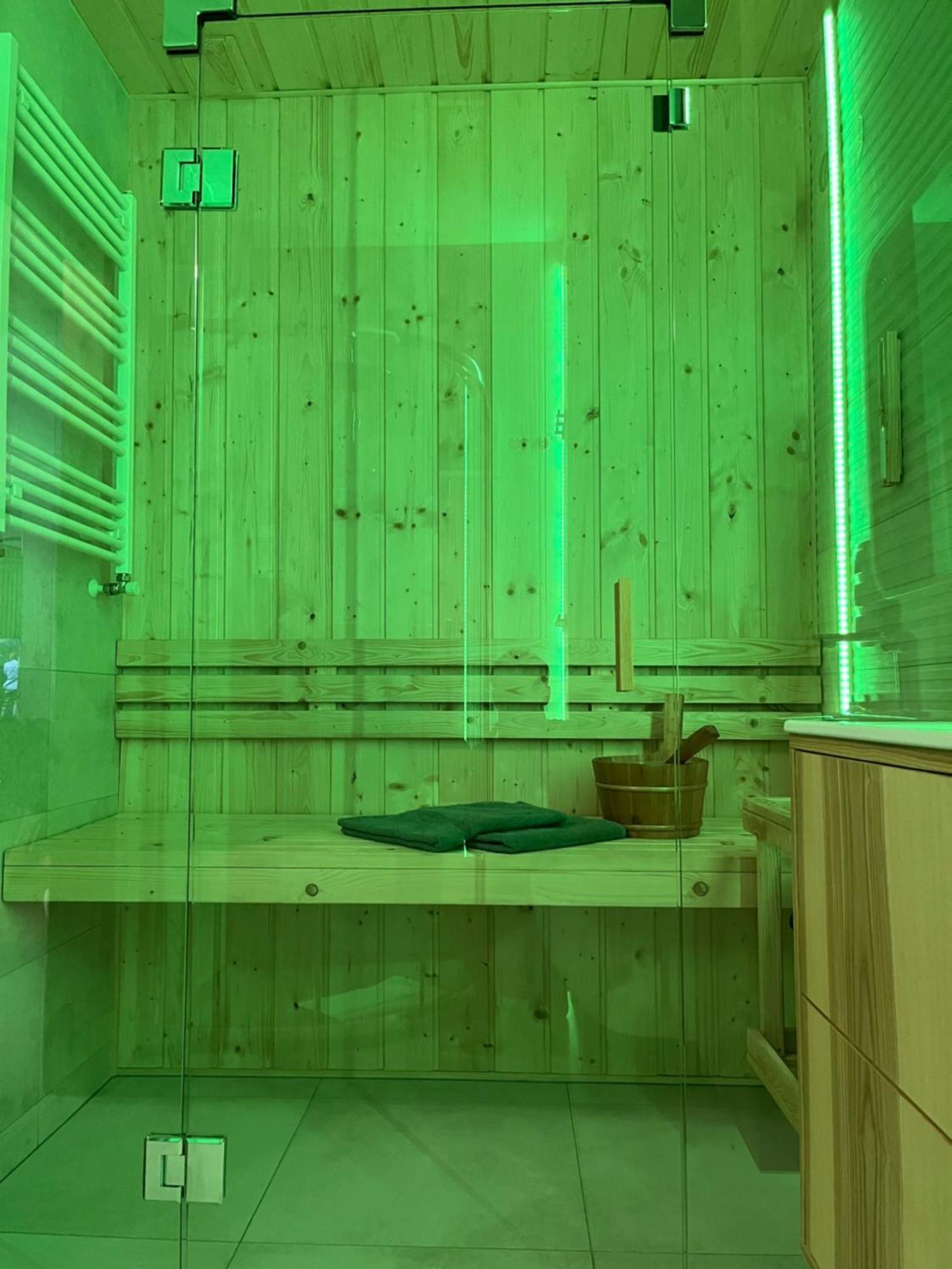 Jesionowe Apartamenty Nad Odra, Stare Miasto, Sauna W Jednym, Klimatyzacja , Garaz Podziemny 0 Zl, Odra River , Old Town, New Building, Air Conditioning, Sauna-One, Underground Garage Free 브로츠와프 외부 사진